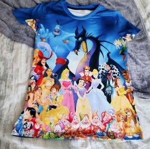 DISNEY BOUTIQUE CHARACTERS WOMENS SIZE SMALL TEE SHIRT NEW WITHOUT TAGS